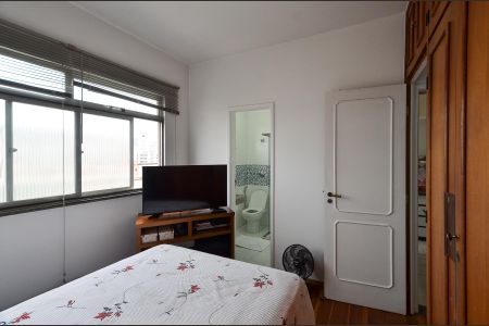 Apartamento à venda com 38m², 1 quarto e 1 vagaSuíte 