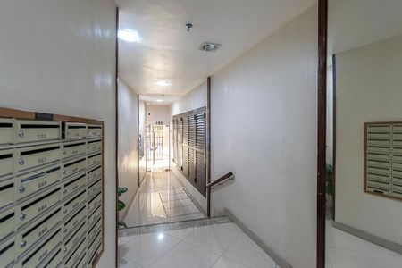 Apartamento para alugar com 57m², 2 quartos e 1 vaga Apartamento para alugar com 57m², 2 quartos e 1 vagaÁrea comum - Hall da entrada