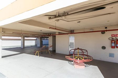 Apartamento para alugar com 57m², 2 quartos e 1 vaga Apartamento para alugar com 57m², 2 quartos e 1 vagaÁrea comum - Playground