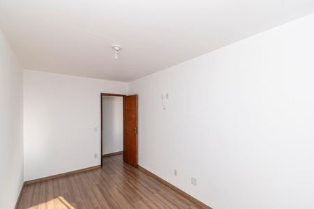 Quarto 1 de apartamento para alugar com 2 quartos, 57m² em Ramos, Rio de Janeiro