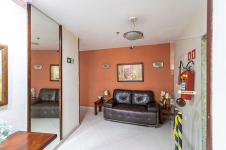 Apartamento para alugar com 57m², 2 quartos e 1 vaga Apartamento para alugar com 57m², 2 quartos e 1 vagaÁrea comum - Hall social / elevadores