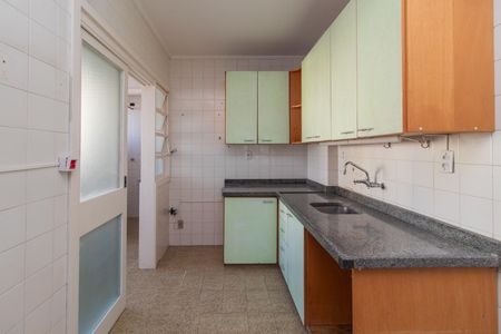 Apartamento à venda com 90m², 3 quartos e 1 vaga Apartamento à venda com 90m², 3 quartos e 1 vagaCozinha e Área de Serviço