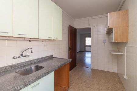 Apartamento à venda com 90m², 3 quartos e 1 vaga Apartamento à venda com 90m², 3 quartos e 1 vagaCozinha e Área de Serviço