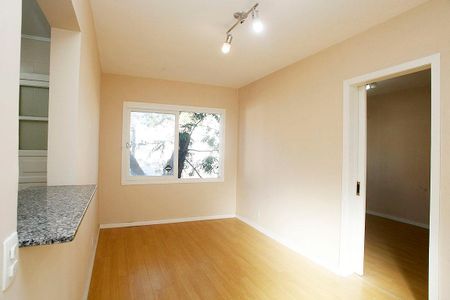 Sala de apartamento à venda com 1 quarto, 42m² em Jardim Botânico, Porto Alegre