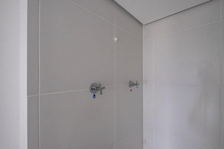 Apartamento para alugar com 69m², 2 quartos e 1 vaga Apartamento para alugar com 69m², 2 quartos e 1 vagaBanheiro