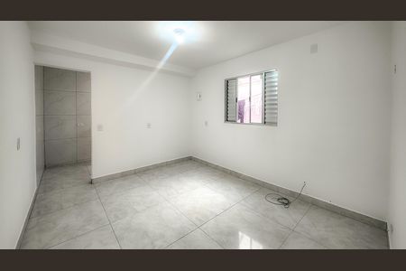 Quarto/Sala de casa para alugar com 1 quarto, 20m² em Cidade Dutra, São Paulo