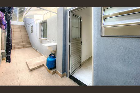 Casa para alugar com 20m², 1 quarto e sem vaga Casa para alugar com 20m², 1 quarto e sem vagaÁrea de Serviço