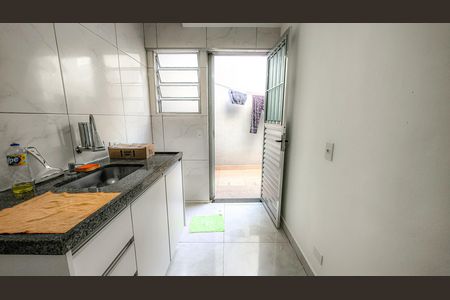 Casa para alugar com 20m², 1 quarto e sem vaga Casa para alugar com 20m², 1 quarto e sem vagaCozinha