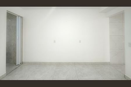 Quarto/Sala de casa para alugar com 1 quarto, 20m² em Cidade Dutra, São Paulo