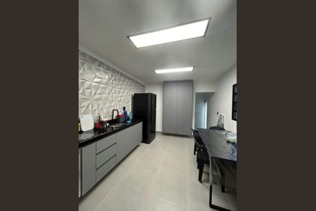 Casa à venda com 1 quarto, 132m² em Vila Helena, Santo André