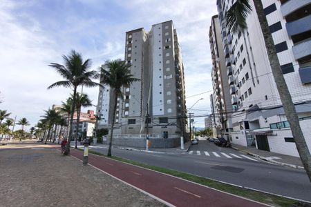 Studio para alugar com 37m², 0 quarto e 1 vaga Studio para alugar com 37m², 0 quarto e 1 vagaFachada