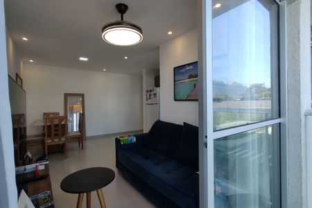 Apartamento à venda com 50m², 2 quartos e 1 vaga Apartamento à venda com 50m², 2 quartos e 1 vagaVaranda