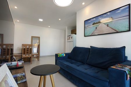 Apartamento à venda com 50m², 2 quartos e 1 vaga Apartamento à venda com 50m², 2 quartos e 1 vagaSala