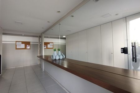 Apartamento à venda com 50m², 2 quartos e 1 vaga Apartamento à venda com 50m², 2 quartos e 1 vagaHall social