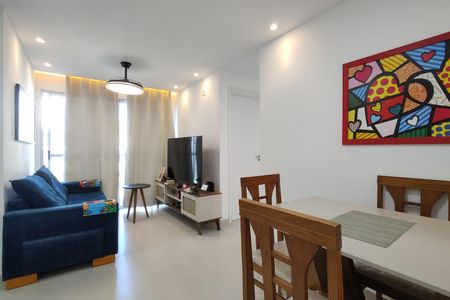 Apartamento à venda com 50m², 2 quartos e 1 vaga Apartamento à venda com 50m², 2 quartos e 1 vagaSala