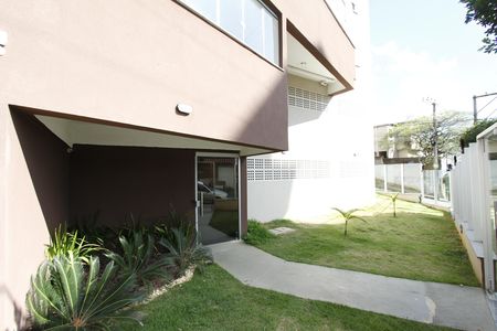 Apartamento à venda com 133m², 2 quartos e 2 vagasEntrada