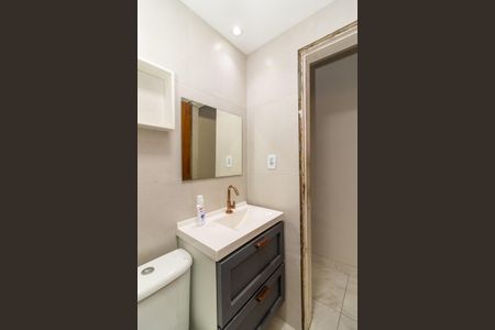 Casa de condomínio para alugar com 140m², 2 quartos e 1 vaga Casa de condomínio para alugar com 140m², 2 quartos e 1 vagaBanheiro 1