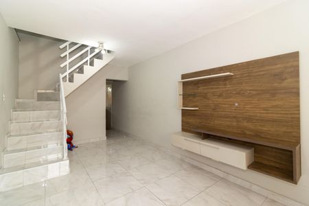 Sala de casa de condomínio para alugar com 2 quartos, 140m² em Bangu, Rio de Janeiro