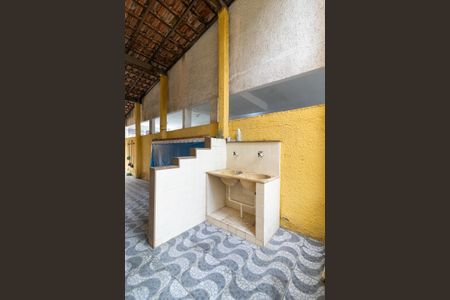 Casa de condomínio para alugar com 140m², 2 quartos e 1 vaga Casa de condomínio para alugar com 140m², 2 quartos e 1 vagaÁrea de Serviço