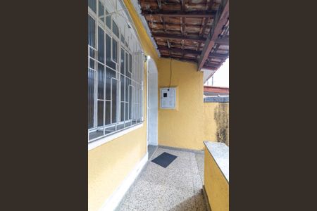 Casa de condomínio para alugar com 140m², 2 quartos e 1 vaga Casa de condomínio para alugar com 140m², 2 quartos e 1 vagaVaranda