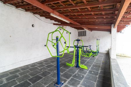 Casa de condomínio para alugar com 140m², 2 quartos e 1 vaga Casa de condomínio para alugar com 140m², 2 quartos e 1 vagaÁrea comum - Academia
