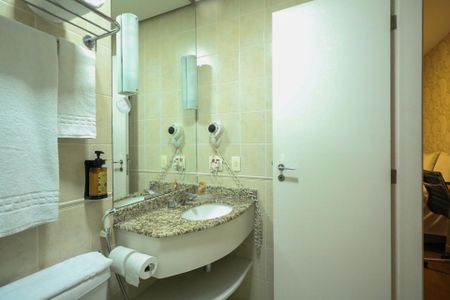 Studio à venda com 19m², 1 quarto e 1 vaga Studio à venda com 19m², 1 quarto e 1 vagaBanheiro