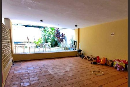 Apartamento à venda com 128m², 3 quartos e 1 vaga