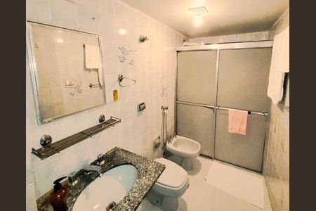 Apartamento à venda com 128m², 3 quartos e 1 vaga