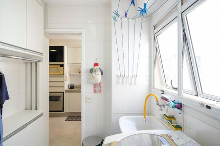 Apartamento à venda com 178m², 3 quartos e 3 vagasÁrea de serviço