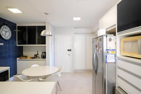Apartamento à venda com 178m², 3 quartos e 3 vagasCozinha