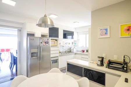 Apartamento à venda com 178m², 3 quartos e 3 vagasCozinha