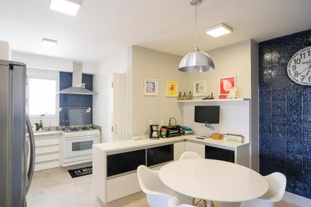 Apartamento à venda com 178m², 3 quartos e 3 vagasCozinha