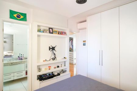 Apartamento à venda com 178m², 3 quartos e 3 vagasSuíte 2