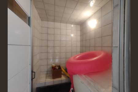 Casa de condomínio à venda com 140m², 4 quartos e 2 vagas Casa de condomínio à venda com 140m², 4 quartos e 2 vagasÁrea externa