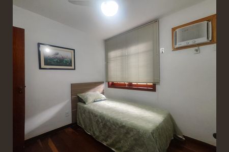 Casa de condomínio à venda com 140m², 4 quartos e 2 vagas Casa de condomínio à venda com 140m², 4 quartos e 2 vagasQuarto 2