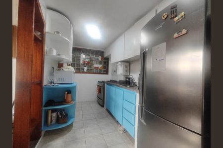 Casa de condomínio à venda com 140m², 4 quartos e 2 vagas Casa de condomínio à venda com 140m², 4 quartos e 2 vagasCozinha