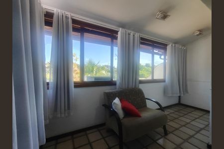 Casa de condomínio à venda com 140m², 4 quartos e 2 vagas Casa de condomínio à venda com 140m², 4 quartos e 2 vagasQuarto 1