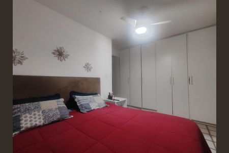 Casa de condomínio à venda com 140m², 4 quartos e 2 vagas Casa de condomínio à venda com 140m², 4 quartos e 2 vagasSuíte 1