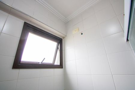 Apartamento para alugar com 89m², 3 quartos e 2 vagas Apartamento para alugar com 89m², 3 quartos e 2 vagasBanheiro do quarto 1