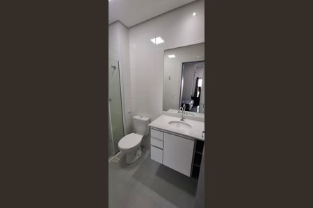 Banheiro de kitnet/studio para alugar com 1 quarto, 32m² em Ribeirânia, Ribeirão Preto