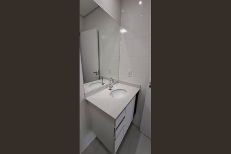 Banheiro de kitnet/studio para alugar com 1 quarto, 32m² em Ribeirânia, Ribeirão Preto