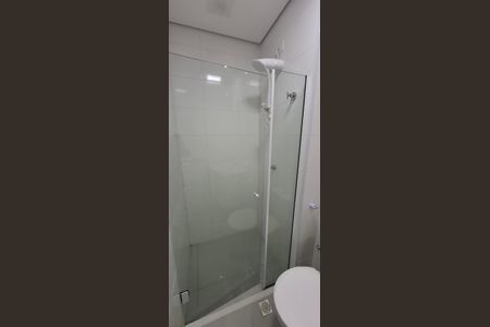 Studio para alugar com 32m², 1 quarto e 1 vaga Studio para alugar com 32m², 1 quarto e 1 vagaBanheiro