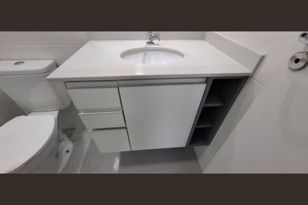 Banheiro de kitnet/studio para alugar com 1 quarto, 32m² em Ribeirânia, Ribeirão Preto