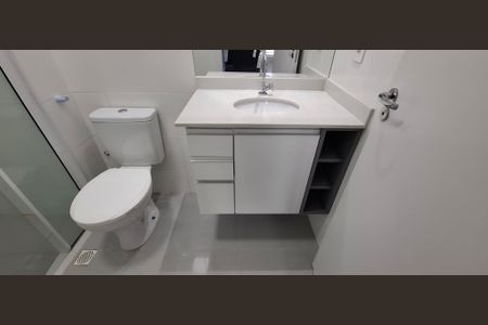 Studio para alugar com 32m², 1 quarto e 1 vaga Studio para alugar com 32m², 1 quarto e 1 vagaBanheiro