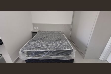 Studio para alugar com 32m², 1 quarto e 1 vaga Studio para alugar com 32m², 1 quarto e 1 vagaSala/Quarto