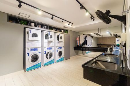 Apartamento para alugar com 55m², 3 quartos e 1 vaga Apartamento para alugar com 55m², 3 quartos e 1 vagaLavanderia