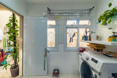 Casa à venda com 450m², 3 quartos e 3 vagas