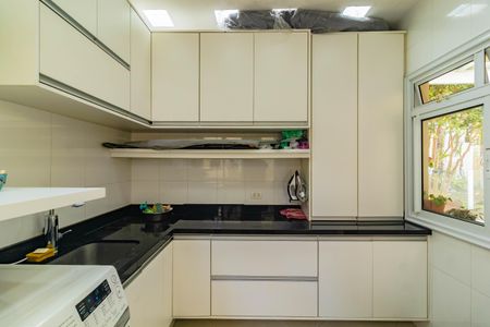 Casa à venda com 450m², 3 quartos e 3 vagas