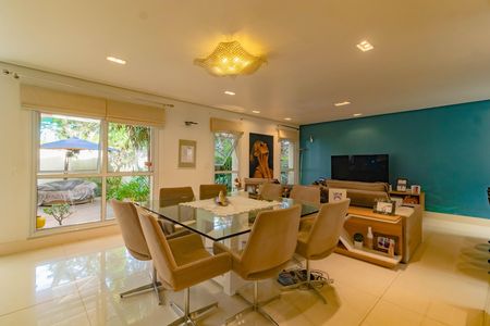 Casa à venda com 450m², 3 quartos e 3 vagas