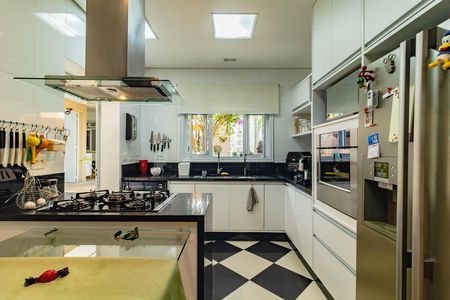 Casa à venda com 450m², 3 quartos e 3 vagas